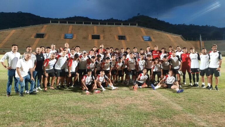 Un catamarqueño, entre la séptima de River que se prepara en Catamarca para la competencia 2025