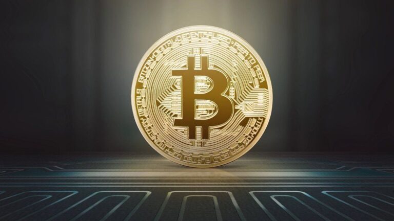 Las criptomonedas caen hasta 8%: Bitcoin sostiene los u$s100.000 pero solo XRP mantiene ganancias