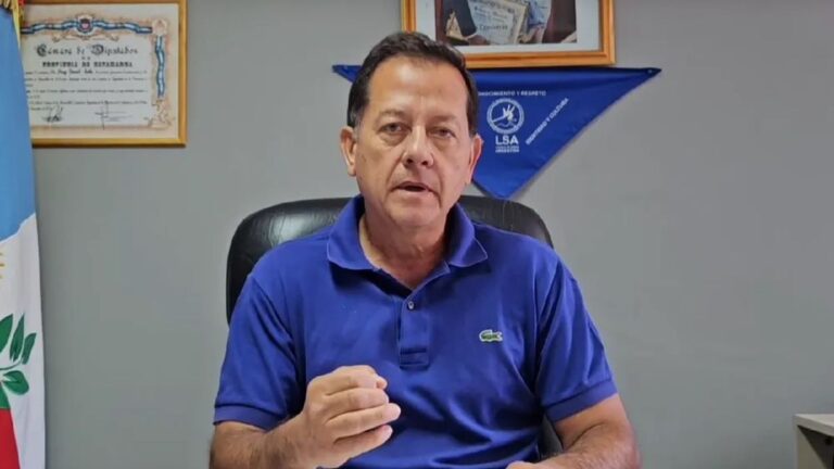 Hugo Ávila apuntó contra «clave roja»