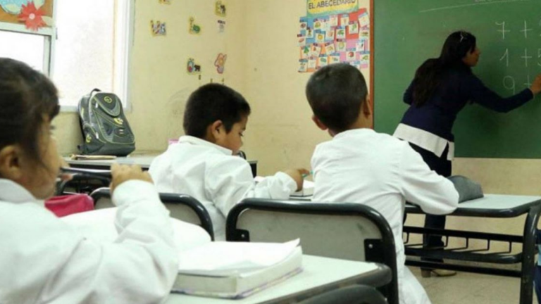 El Gobierno anunció un refuerzo para la ayuda escolar anual: quiénes pueden solicitarla?