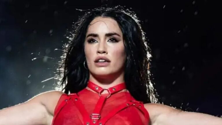 Lali anunció que sus shows de Vélez tuvieron que ser programados