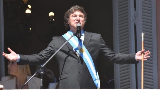 Javi, te metiste en un callejón