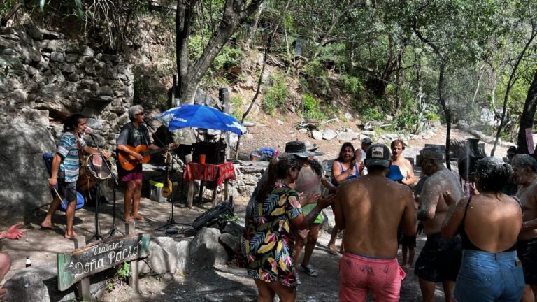 «La Chaya de Don Alejo»:  Desde el Parador en el Km 12 te mostramos la previa de Carnavales