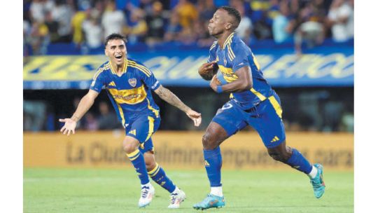En medio de silbidos, Boca ganó y se acomodó arriba