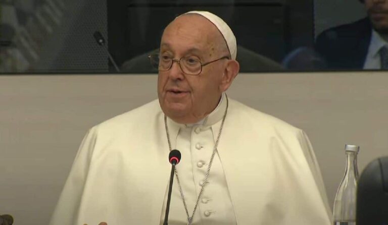 Parte médico de Francisco desde el Vaticano: «Estable»