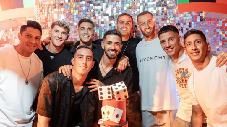 Lanzini celebró su cumpleaños con temática sobre juegos de azar y no cayó bien a los hinchas