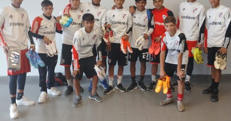 El gran gesto de Gallardo y el plantel de River con los chicos de Inferiores