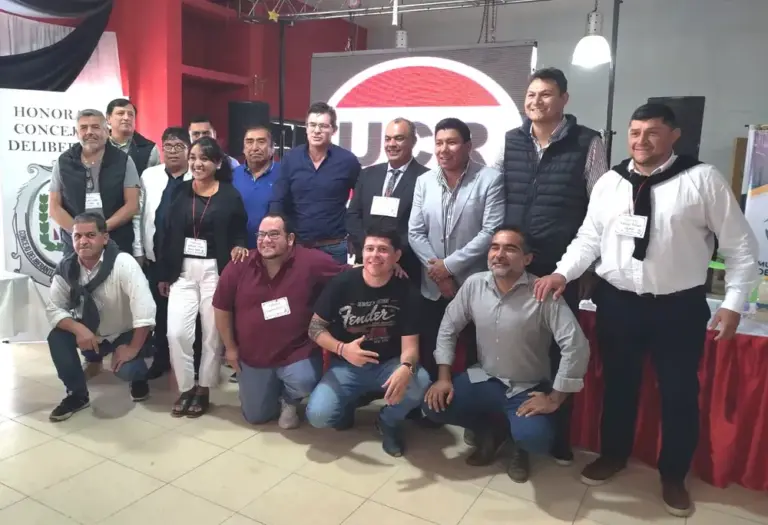 Intendentes y concejales radicales firmaron un acuerdo de unidad en Fiambalá