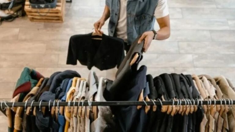 El Gobierno anunció que reducirá aranceles a la importación de ropa, calzado y telas
