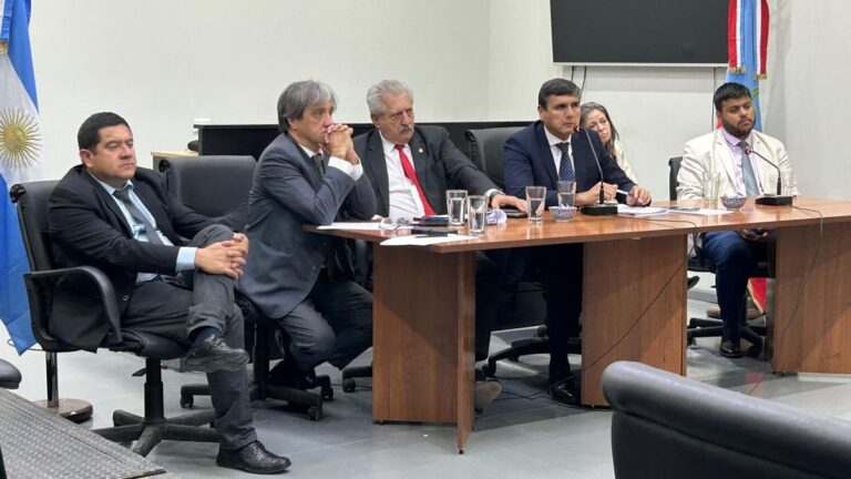 El Colegio de Abogados se despegó del jury y volvió a reclamar por la mora judicial