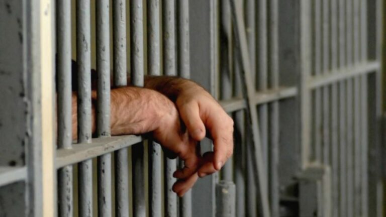 El policía que atacó a su expareja negó los hechos