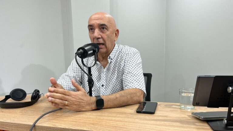 Carlos Muia: «Hay un escenario de industricidio»