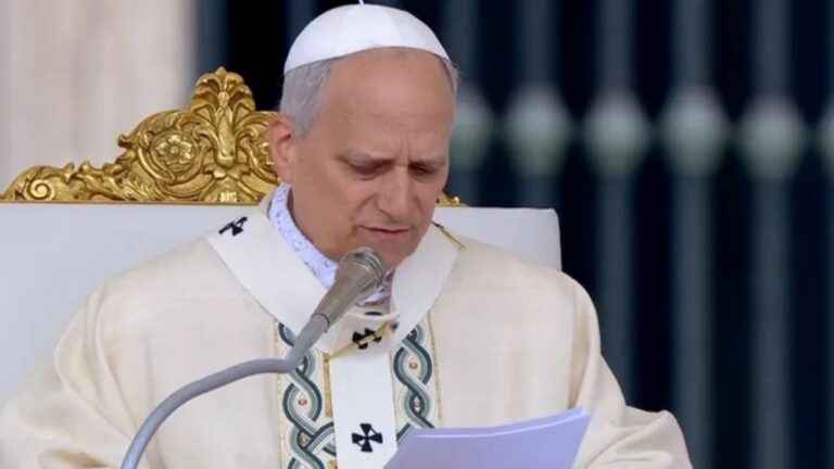 El papa León XIV pidió un alto al fuego en Ucrania y Gaza: «Que liberen a todas las personas»