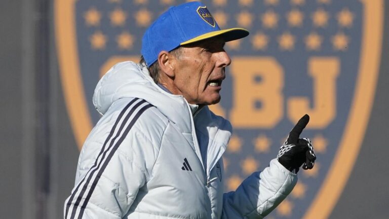 Russo inició su tercer  ciclo como técnico de Boca