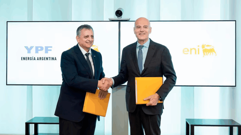 YPF firmará un acuerdo con la mayor petrolera italiana para exportar GNL