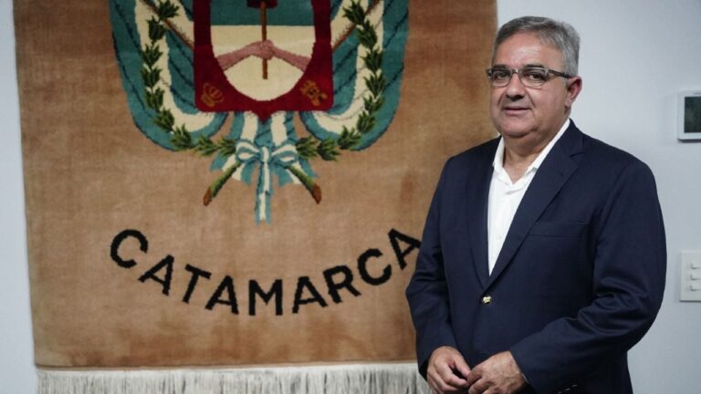 Paritaria: Gobierno se reunirá con gremios, pero aguardará respuesta de Nación por los recursos