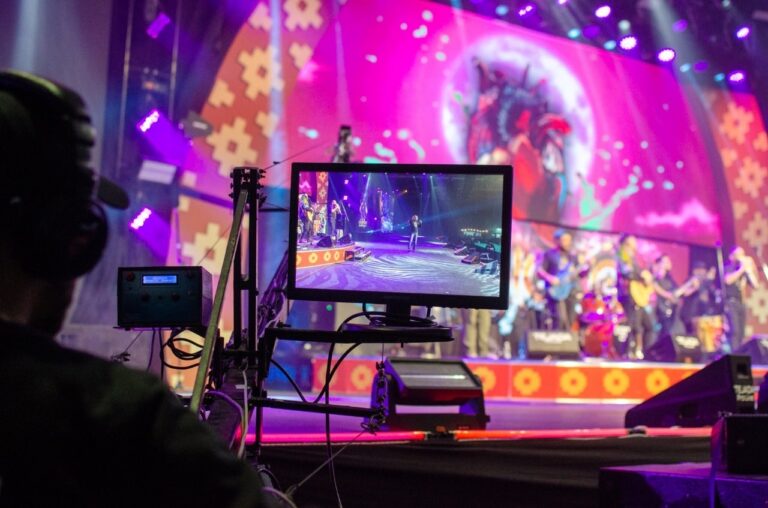 Por dónde se podrá ver la Fiesta del Poncho 2025 en vivo?