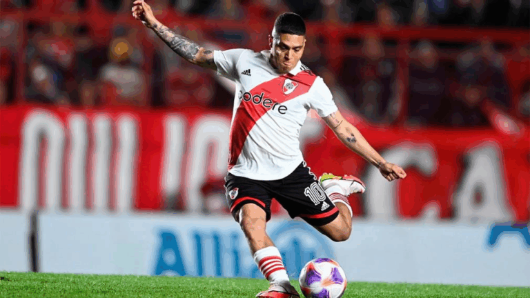 Juanfer Quintero regresa a River: está rumbo a Argentina para firmar el contrato