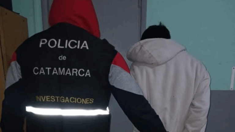 Allanamiento con tensión en Valle Viejo: un sospechoso terminó hospitalizado tras resistirse