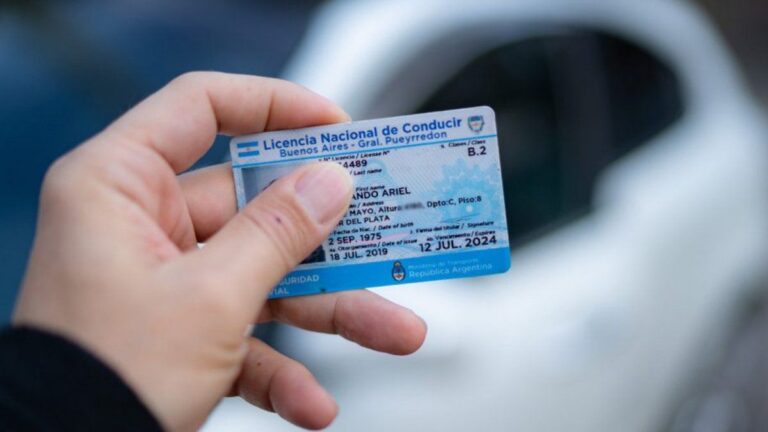 Licencia de conducir: las nuevas edades para renovar el registro
