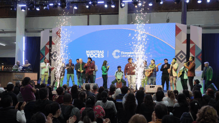 Pabellón de Turismo: Vicegobernación llevó adelante «Nuestras Voces en el Poncho»