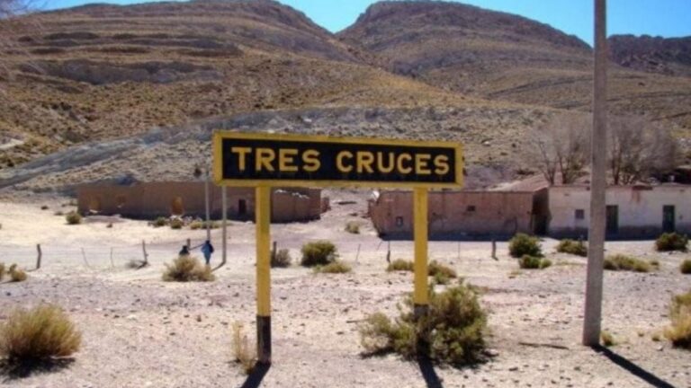 Detienen a dos hombres que trasladaban a un niño presuntamente sedado y sin documentación