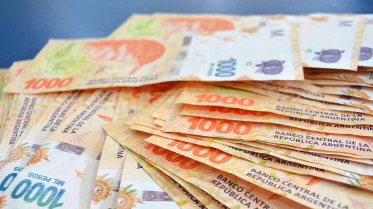 Tras dos meses en baja, los salarios volvieron a subir en mayo y le ganaron a la inflación