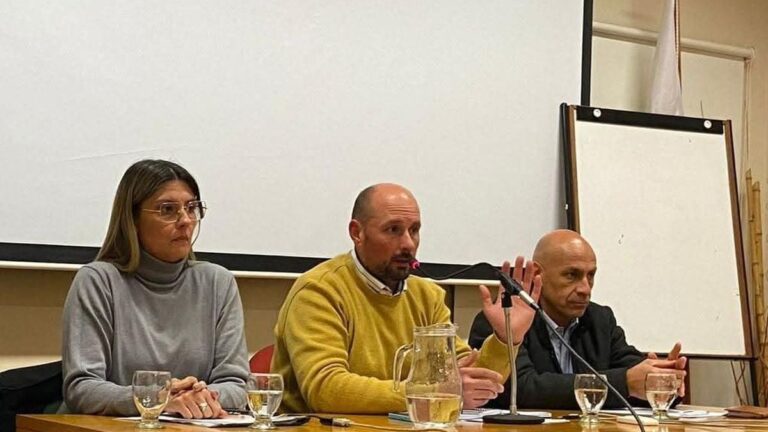 Navarro y Millán competirán por la candidatura nacional