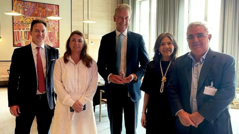 Raúl se reunió el CEO de Río Tinto para dialogar sobre los proyectos en el Salar del Hombre Muerto