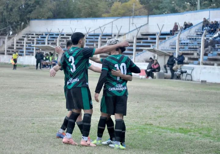 La Liga Catamarqueña goleó y avanzó a la siguiente fase de la Copa País