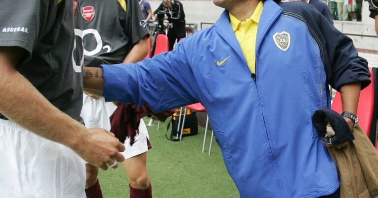 El club europeo que recordó el paso de Maradona como dirigente de Boca