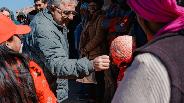 Laguna Blanca: avanza el plan del Gobierno para reconstruir los daños ocasionados por el temporal