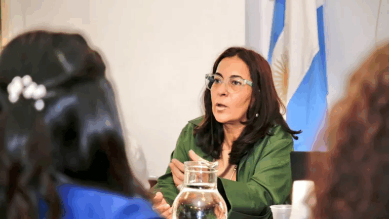 El Senado respalda a los periodistas ante la denuncia del Gobierno