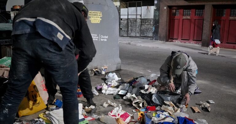 El Gobierno porteño apelará el falló de la Justicia que los obliga a volver a financiar el traslado de cartoneros vinculados a Juan Grabois