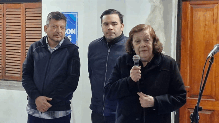 Emocionante entrega de reconocimientos «Vicente Leónides Saadi»