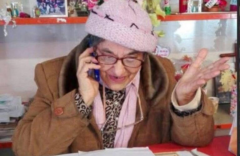 Murió Estela del Valle Ávalos, docente y florista que mantuvo viva una tradición de más de 120 años