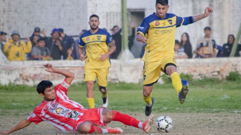 Se presentan el Santo, Poli, CAI y el León