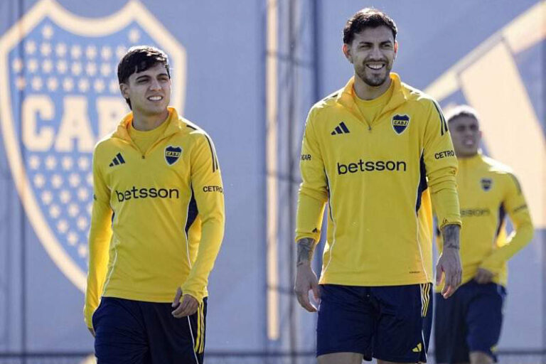 Paredes se bajó del avión y fue al entrenamiento de Boca
