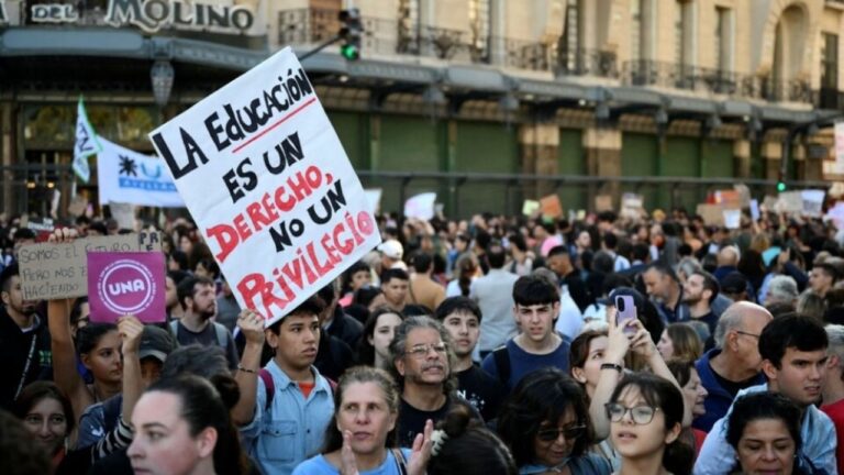 Javier Milei vetó de forma total la Ley de Financiamiento Universitario