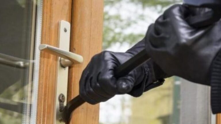 Denunciaron un millonario robo a una familia tradicional de la Capital