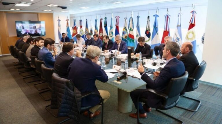 Provincias-Nación, con pocas señales positivas