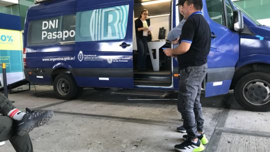 Cómo realizar el cambio de pasaportes defectuosos en el aeropuerto Taravella