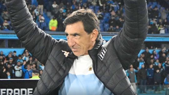 Gustavo Costas recibió el perdón del Tribunal de Disciplina: estará presente en el Racing vs. San Lorenzo