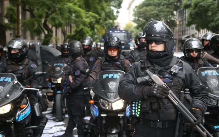 Unos 1.100 efectivos federales custodiarán el Congreso durante la Marcha Federal y la sesión en Diputados