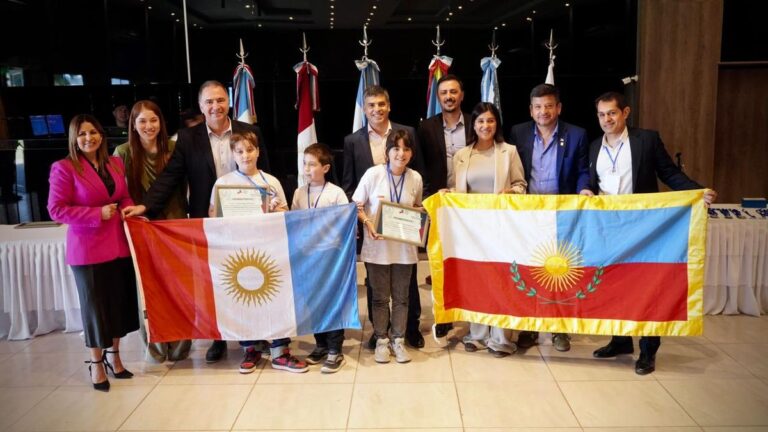 Ceremonia de premiación de las Olimpiadas ATACALAR