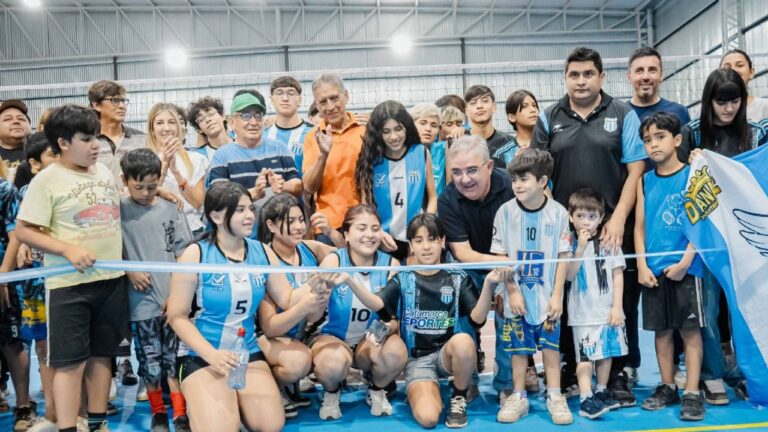 El Gobierno inauguró las obras de infraestructura deportiva en el predio de El Liberal
