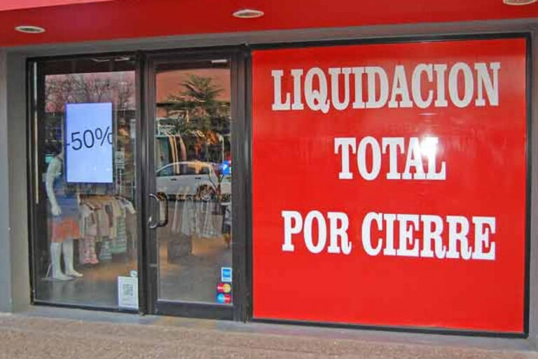 Devaluación, recesión y ajuste