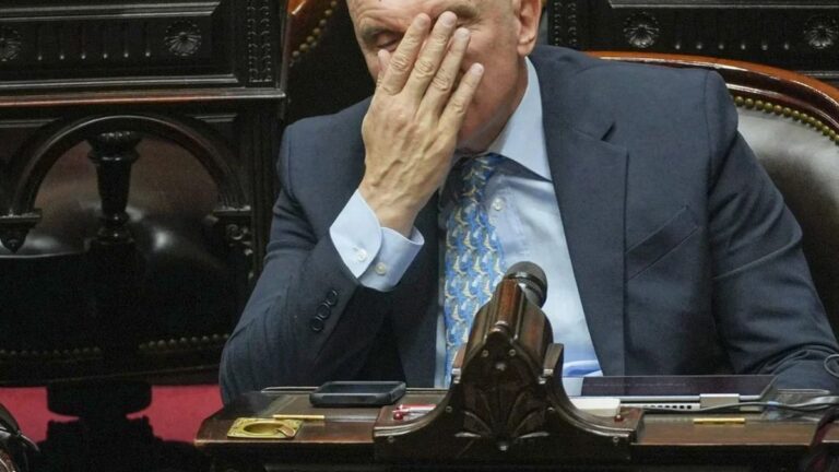 Hallaron contrato de un millón de dólares entre Espert y Machado