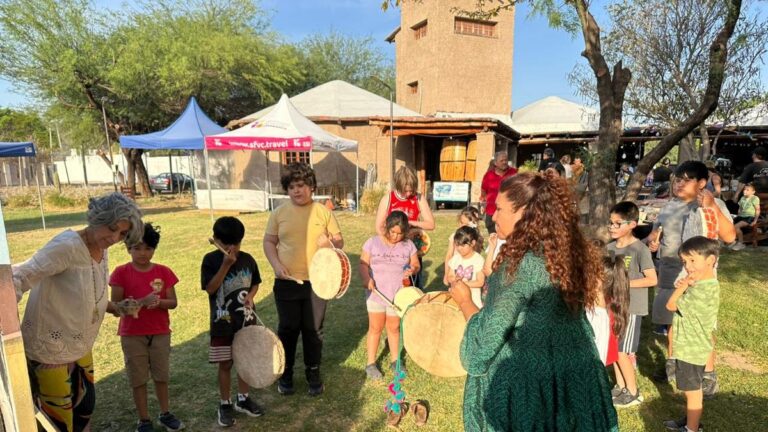 Tarde con raíz cultural en Casa de la Puna