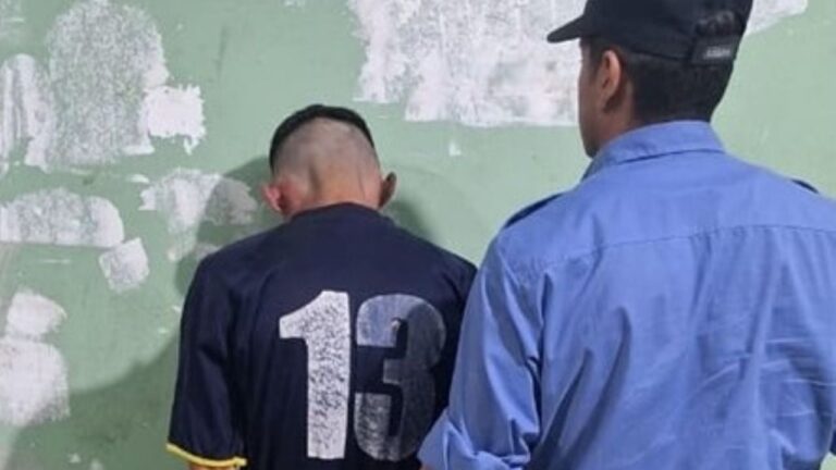 Sujeto se autolesionó al ser detenido por violar una medida perimetral y amenazar a su expareja